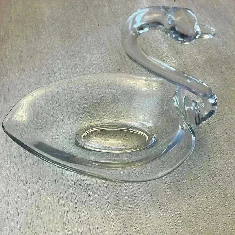 Vintage Duncan & Miller swan candy dish